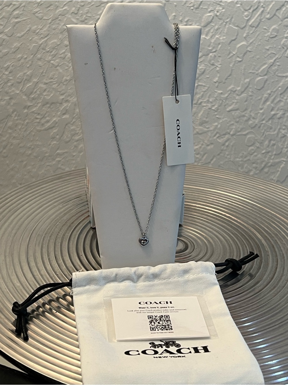 Coach Silver Heart Pendant Necklace with Signature hangtag, care card and dusty. - Picture 10 of 10
